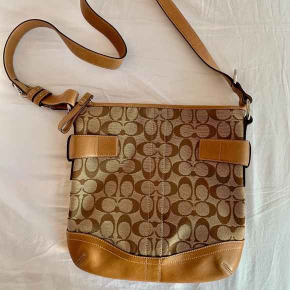 Coach shoulder bag - Picture 2 of 2